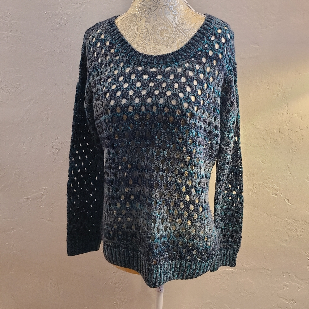 Olive & Oak Crochet Sweater - size Small